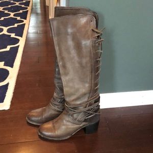 Freebird Coal Boots size 10 Grey Brown Lace Back
